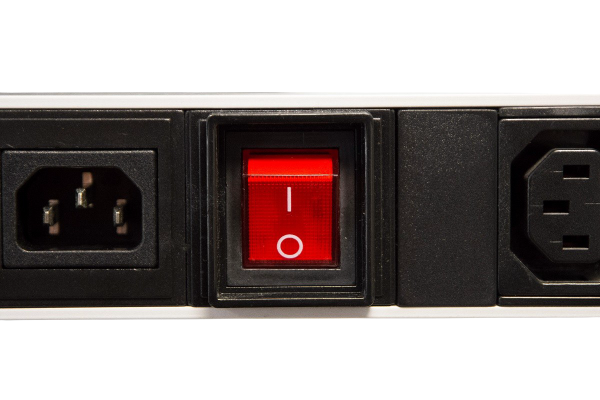 R-16-14C13-10C19-V-1420 Блок розеток Фото