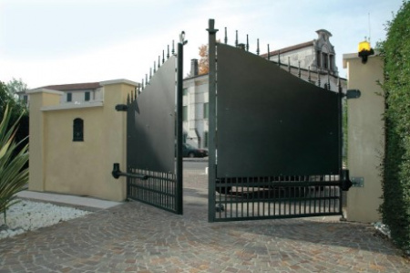 KR310D (правый) Привод линейный для распашных ворот Фото