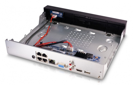 BOLID RGI-0412P04 IP-видеорегистратор 4-канальный Фото